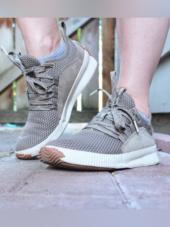 Sorel Shoes - Sorel Women’s Out and About Waterproof Lace Sneakers Size 8 Olive Green Mesh